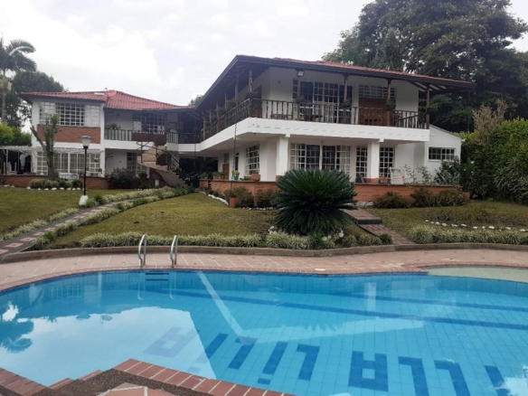 VENDO FINCA SECTOR MORELIA