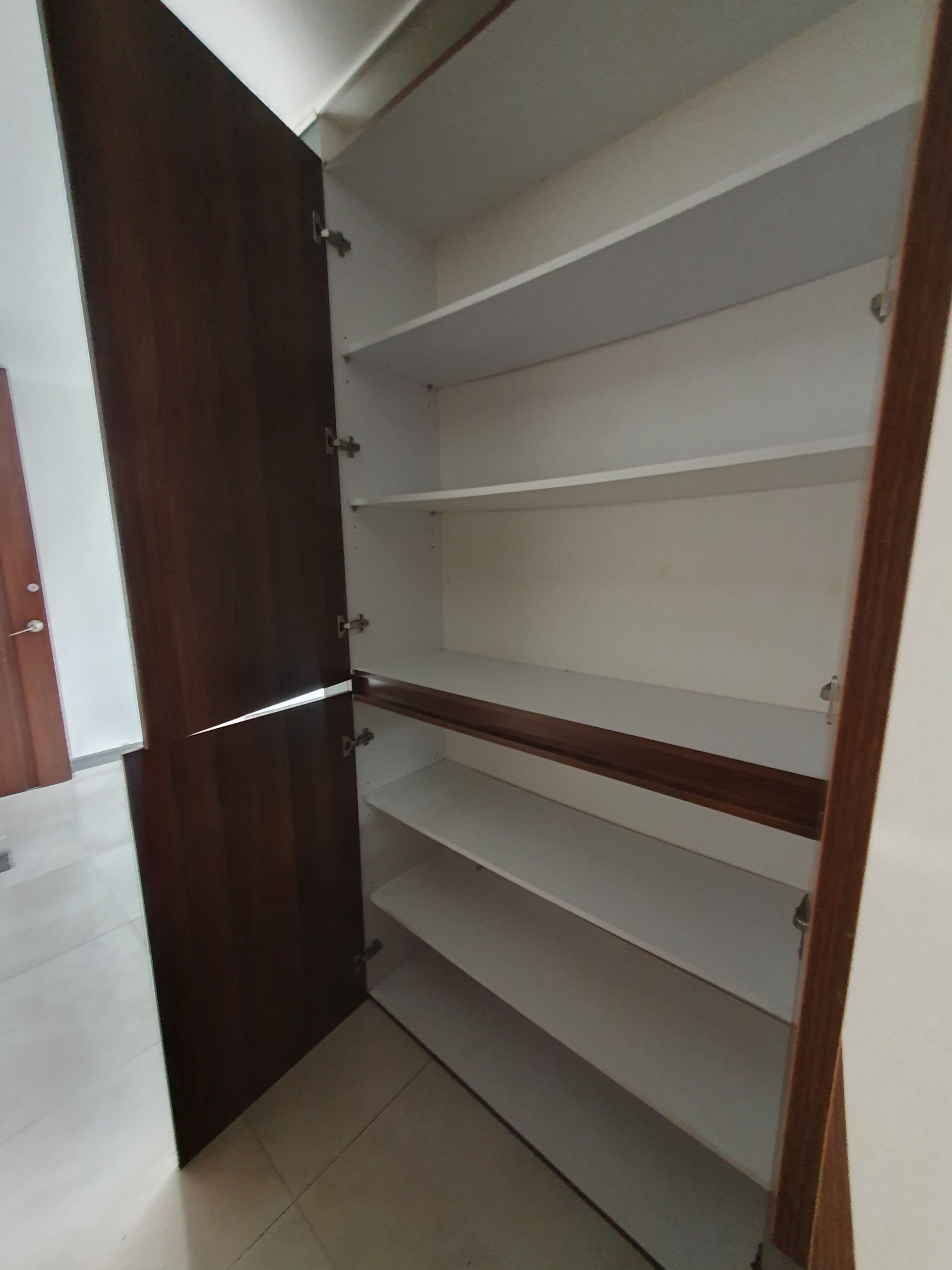EN VENTA APARTAMENTO DUPLEX AV SUR SECTOR CORALES