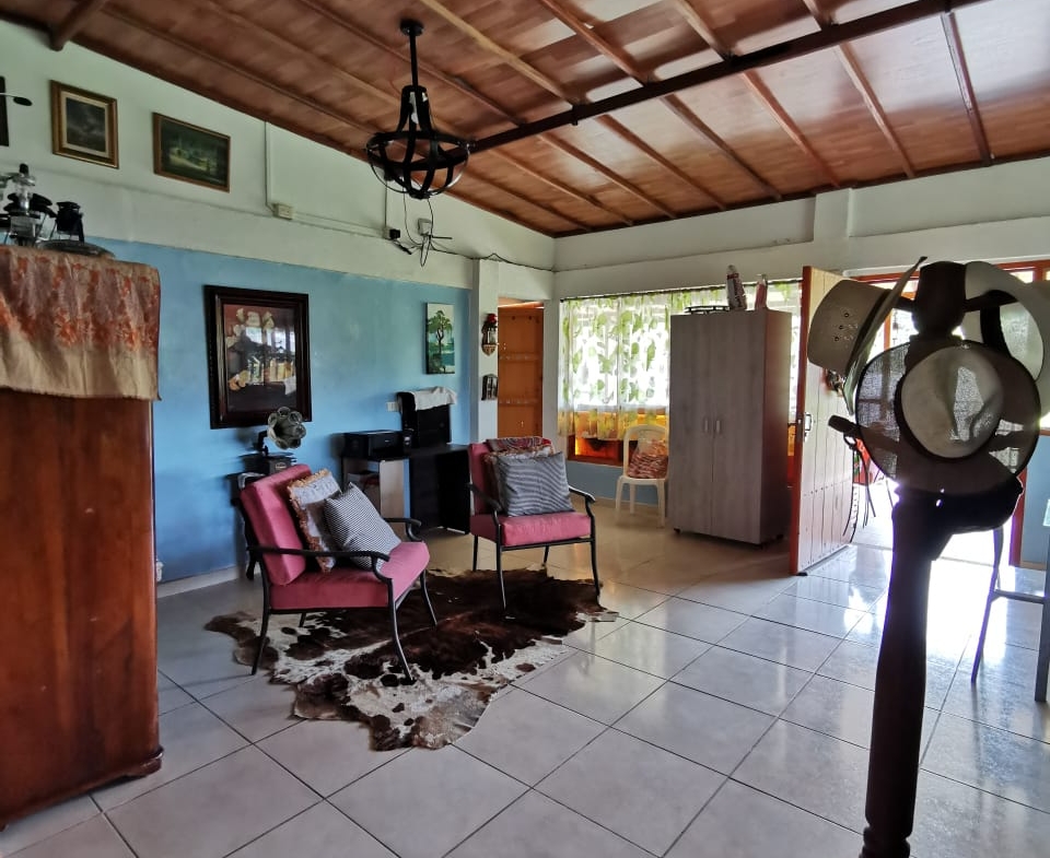 VENDO HERMOSA FINCA DE 10.000 M2 a 5 MIN DEL CRUCERO DE COMBIA