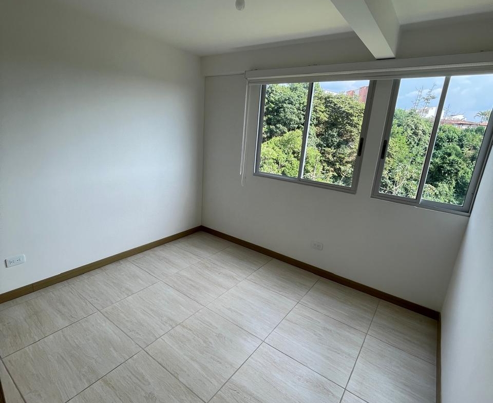 SE VENDE APARTAMENTO EN C.R SENDEROS DE SAN SILVESTRE
