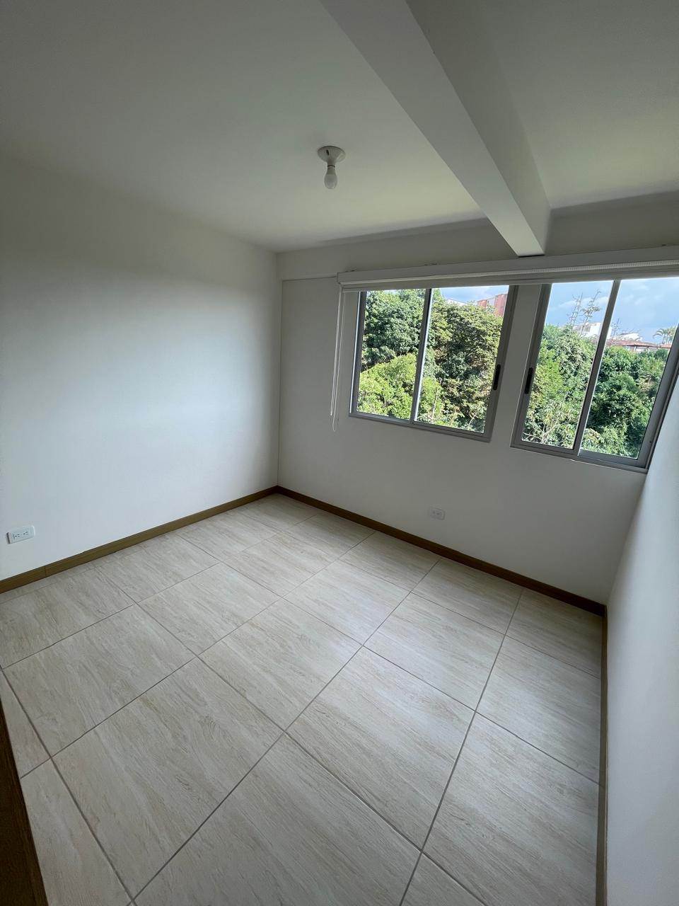 SE VENDE APARTAMENTO EN C.R SENDEROS DE SAN SILVESTRE
