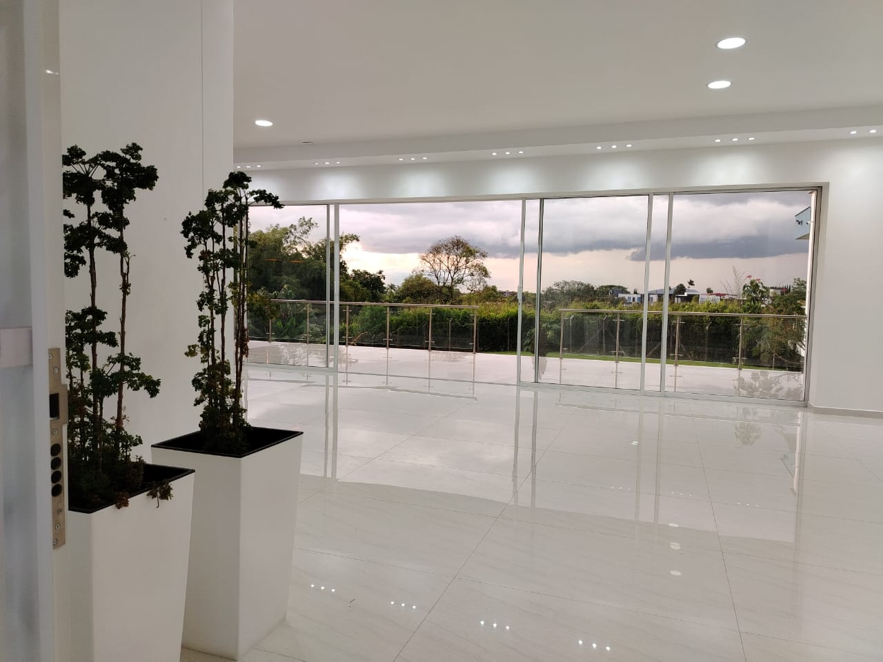 VENDO CASA CAMPESTRE VIA ARMENIA
