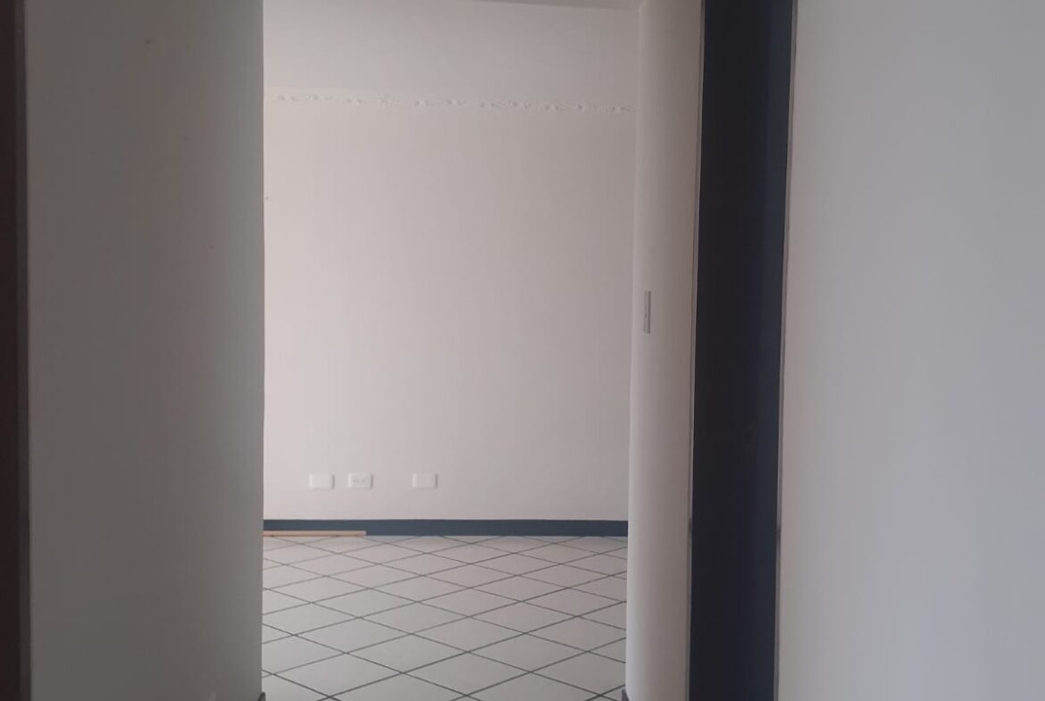 ARRIENDO APTO EN EL CENTRO