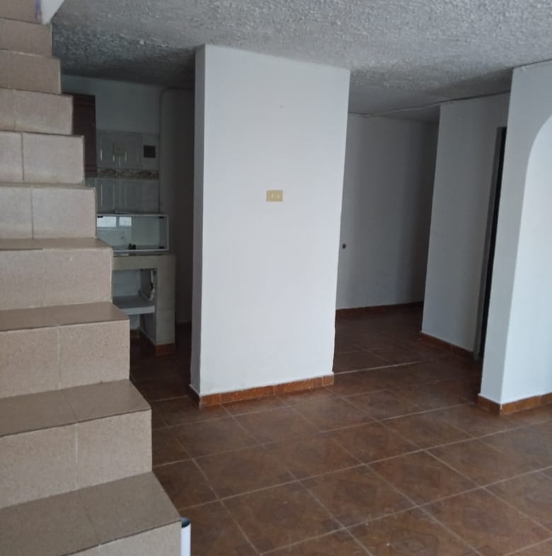 VENDO CASA EN DOSQUEBRADAS