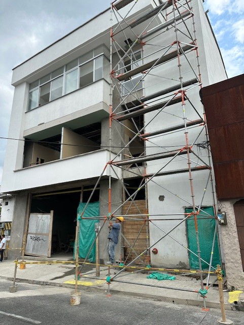 ARRIENDO LOCAL EN EL CENTRO