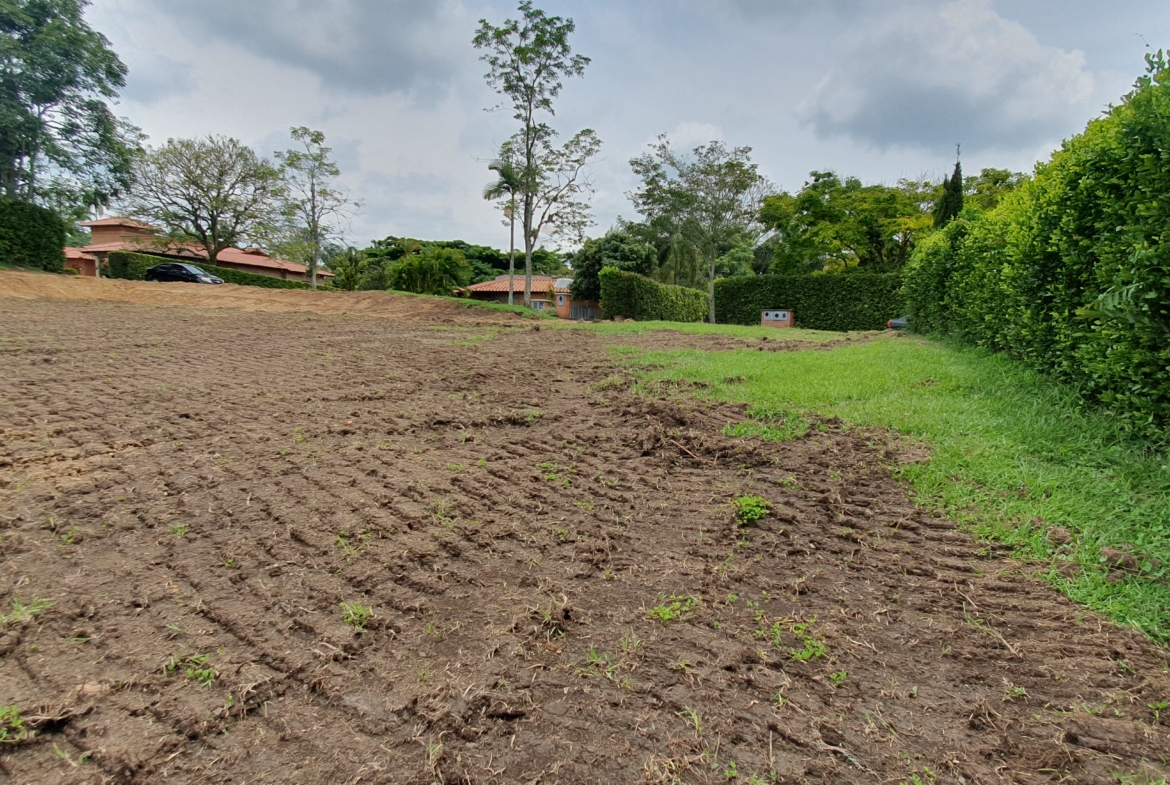 EN VENTA LOTE CERRITOS MALABAR PEREIRA