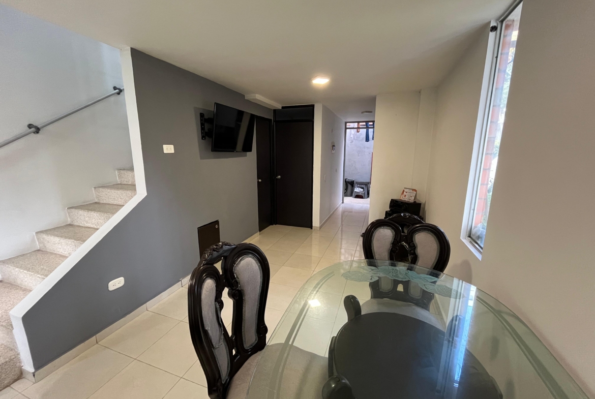 VENTA CASA DÚPLEX ESQUINERA SECTOR VILLA VERDE