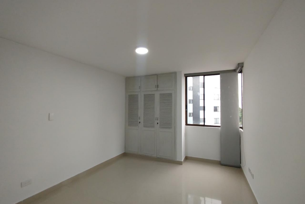 SE VENDE APARTAMENTO EN ALAMOS
