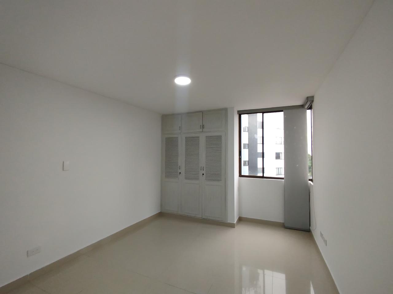 SE VENDE APARTAMENTO EN ALAMOS