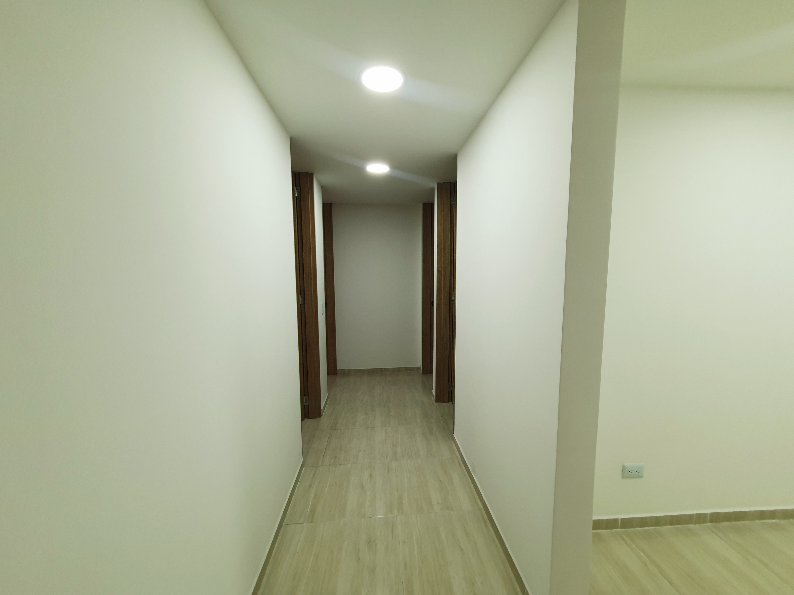 EN VENTA AMPLIO APARTAMENTO PARA ESTRENAR EN VILLAMARIA CALDAS
