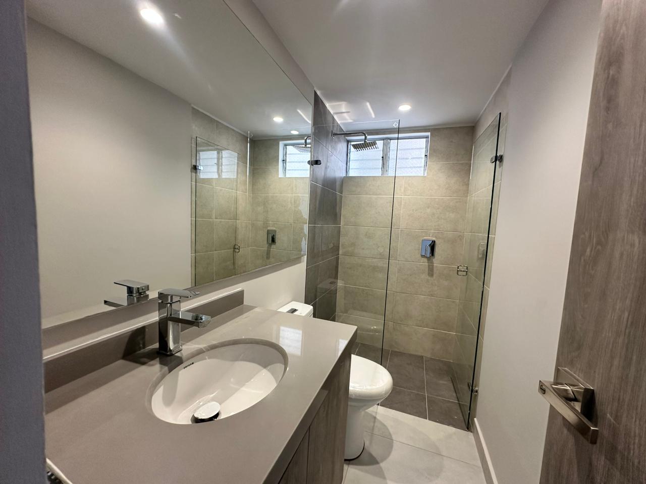 30507420260224112556 VENDO AMPLIO APARTAMENTO REMODELADO EN ARMENIA – BARRIO LAURELES
