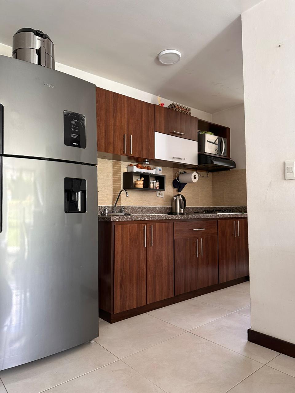 30507420260425045036 VENDO APARTAMENTO EN AV SUR, SECTOR CORALES 68 M2