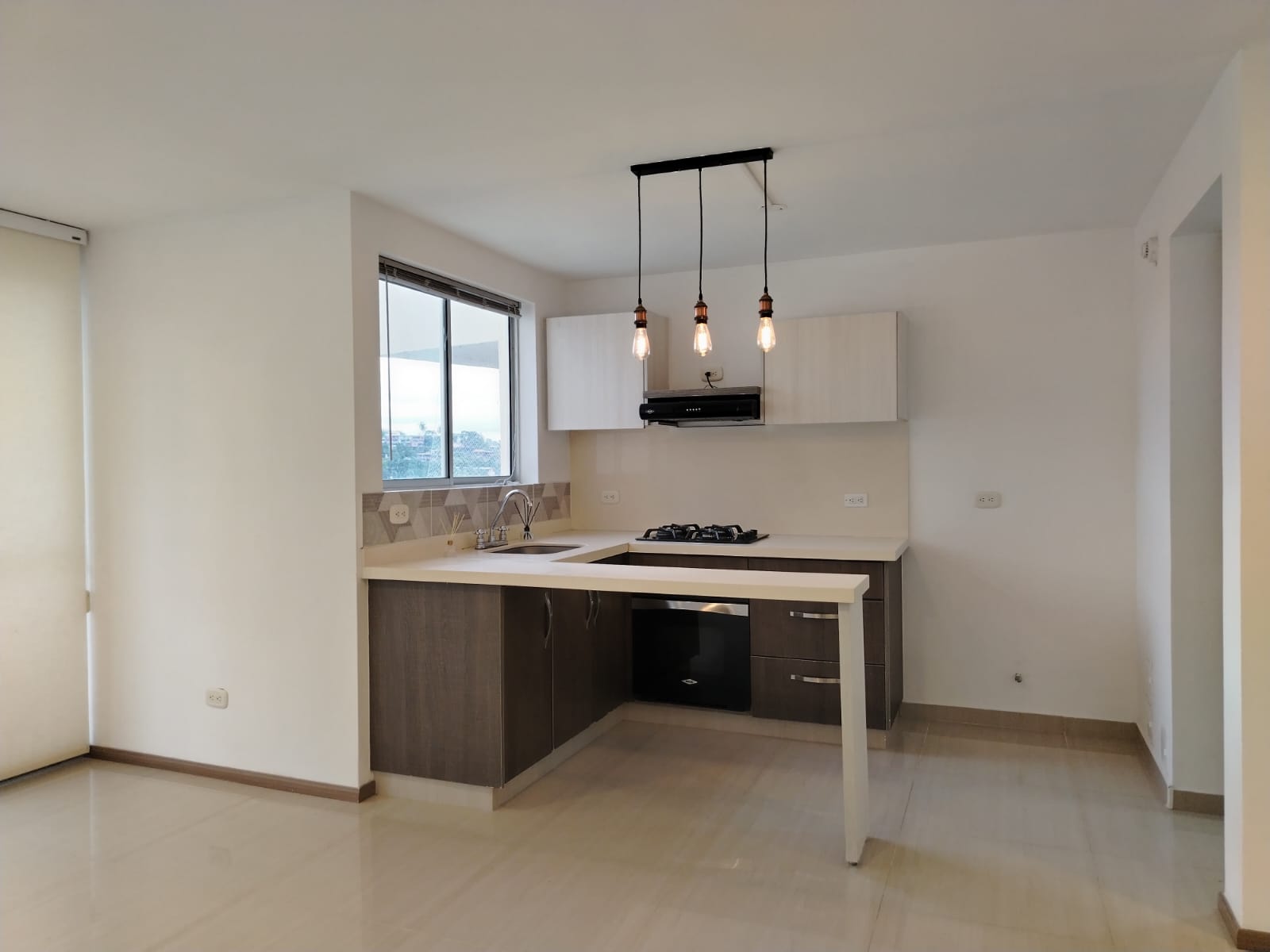 VENDO APARTAMENTO EN BARRIO ALAMOS PEREIRA