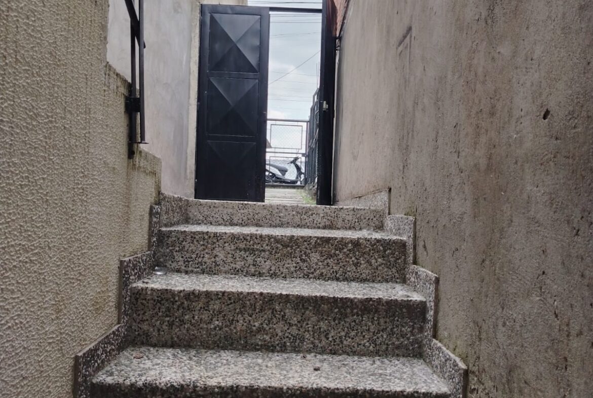 ARRIENDO APARTA ESTUDIO VIA ARMENIA PEREIRA