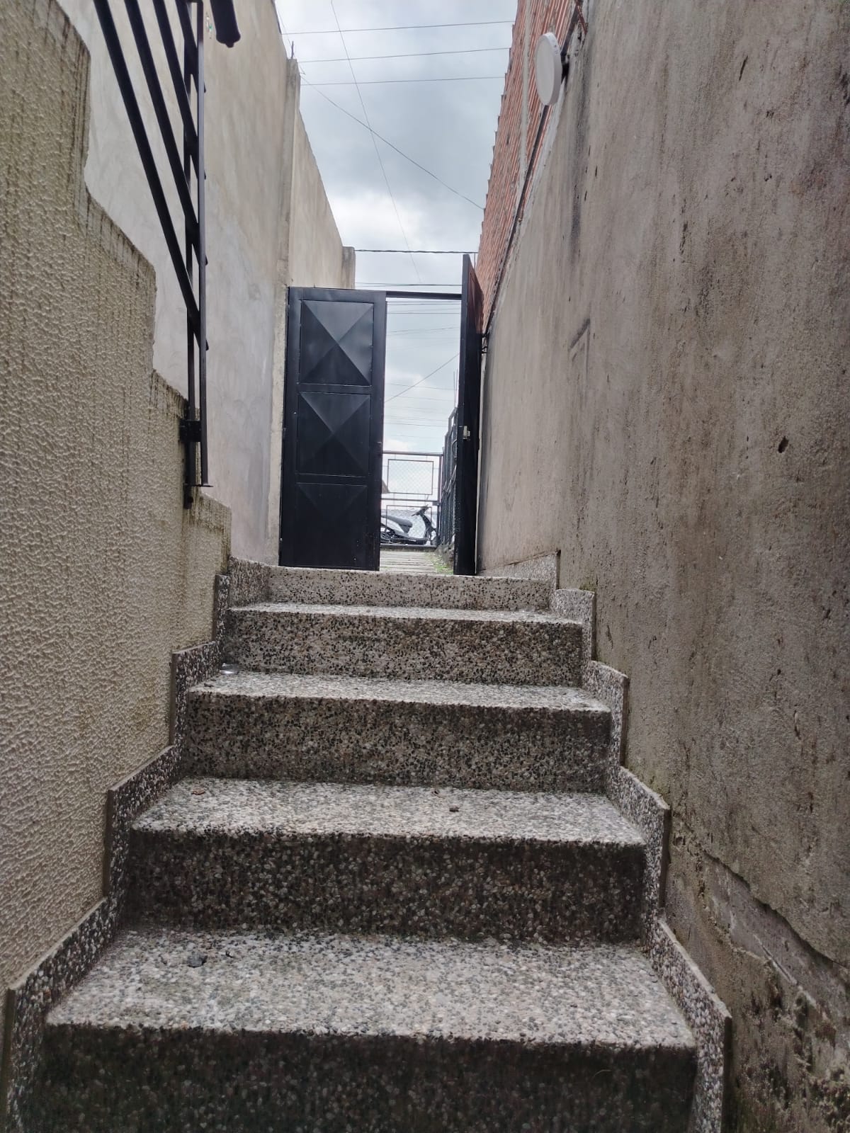 30507420260723083725 ARRIENDO APARTA ESTUDIO VIA ARMENIA PEREIRA