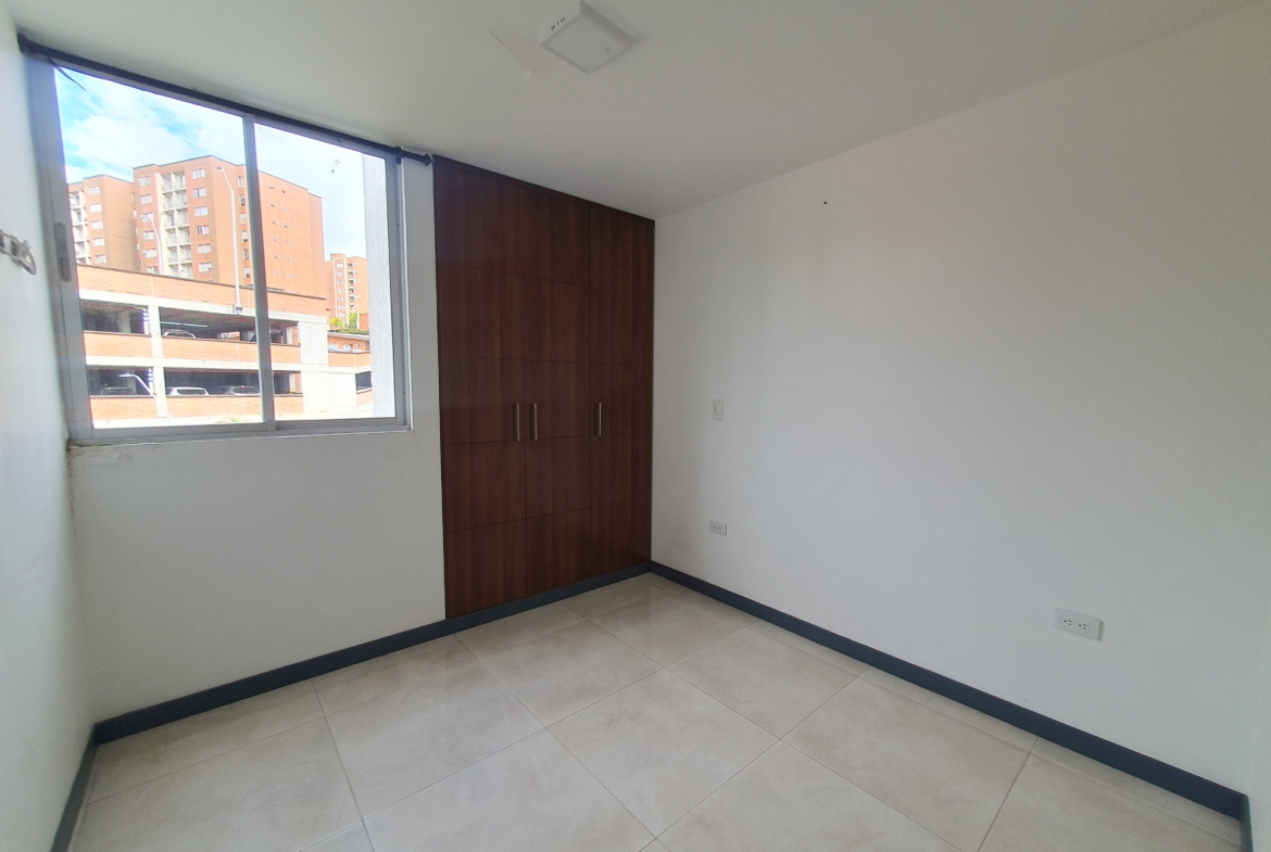 EN VENTA APARTAMENTO DUPLEX AV SUR SECTOR CORALES