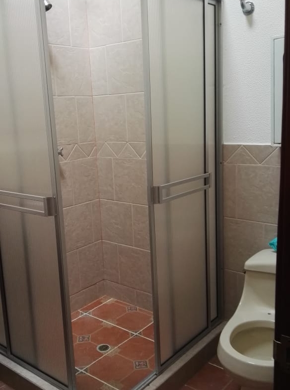 SE VENDE HERMOSA FINCA DE RECREO VIA A ARMENIA