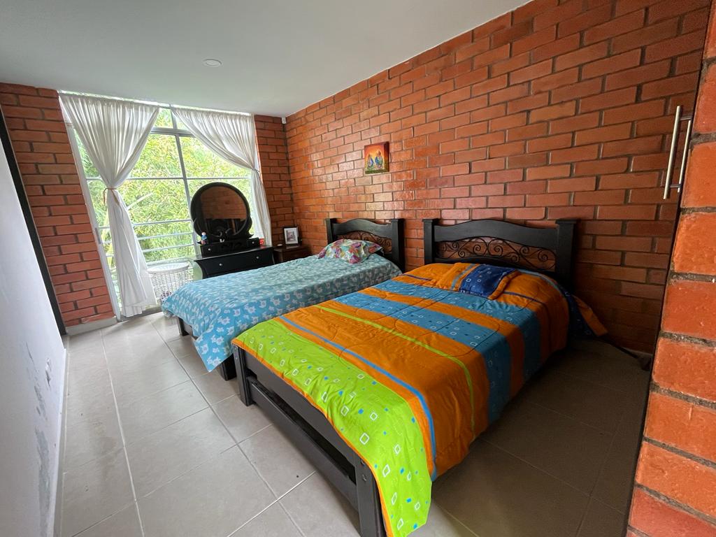 VENDO CASA CAMPESTRE EN VIA ARMENIA