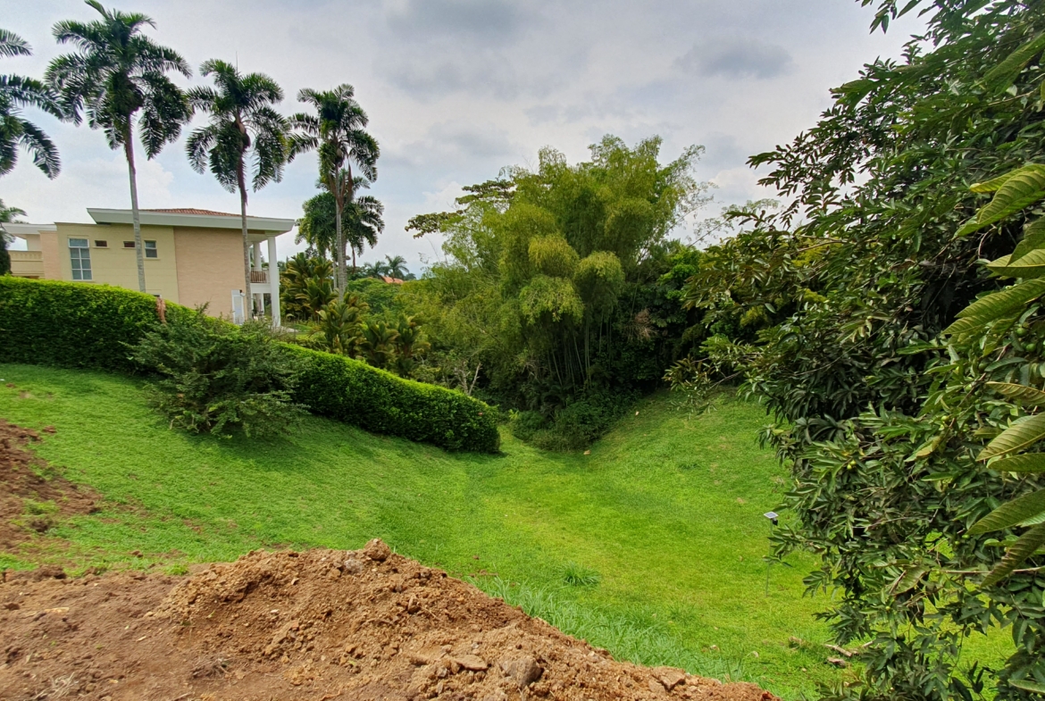 EN VENTA LOTE CERRITOS MALABAR PEREIRA