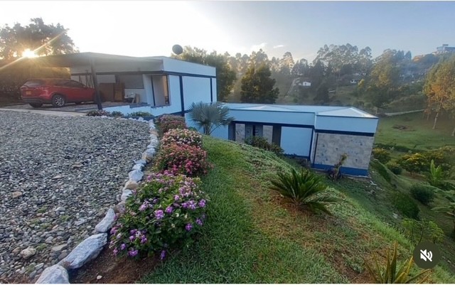 VENTA DE FINCA EN RIONEGRO ANTIOQUIA