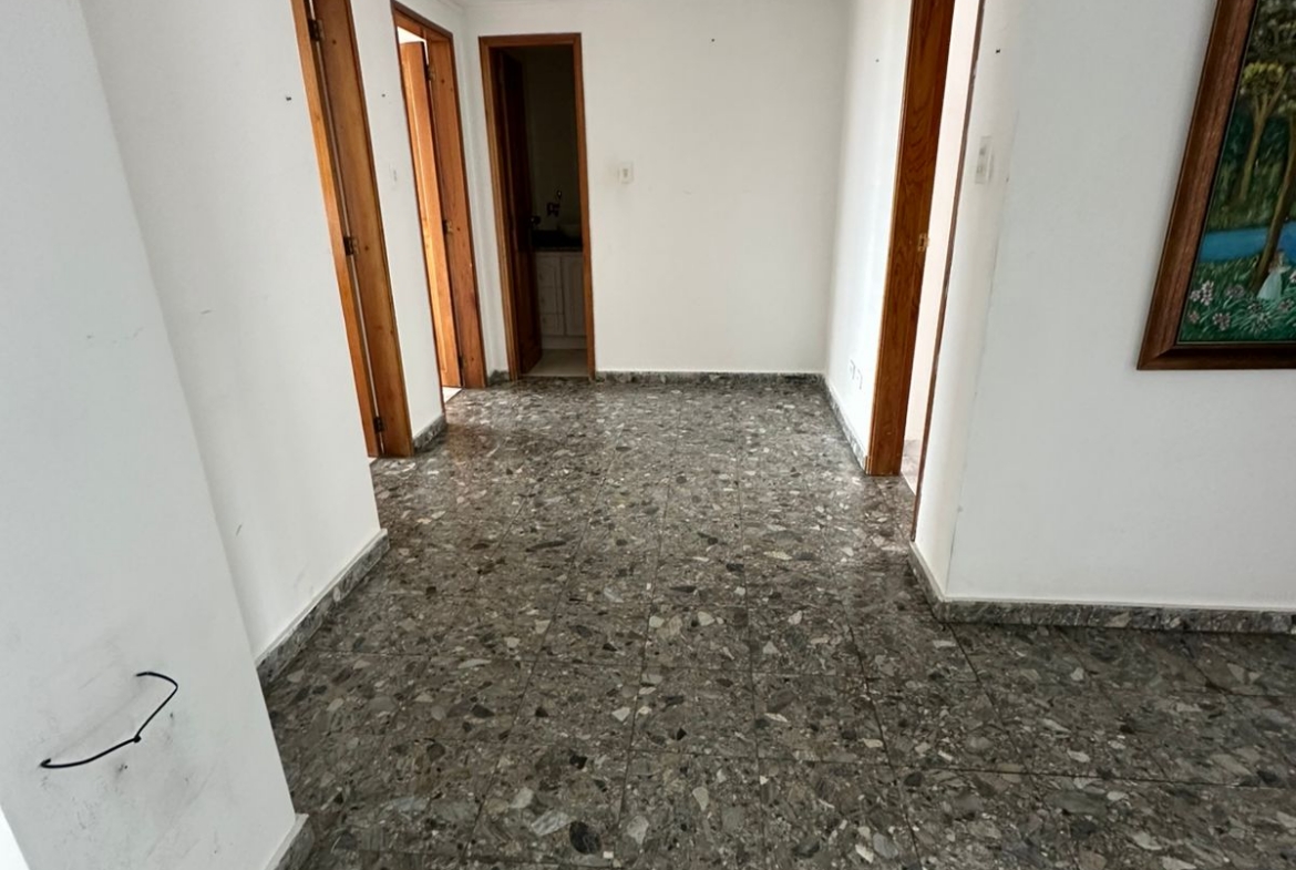 VENTA APARTAMENTO CENTRO DE PEREIRA, CERCA AL PARQUE EL LAGO