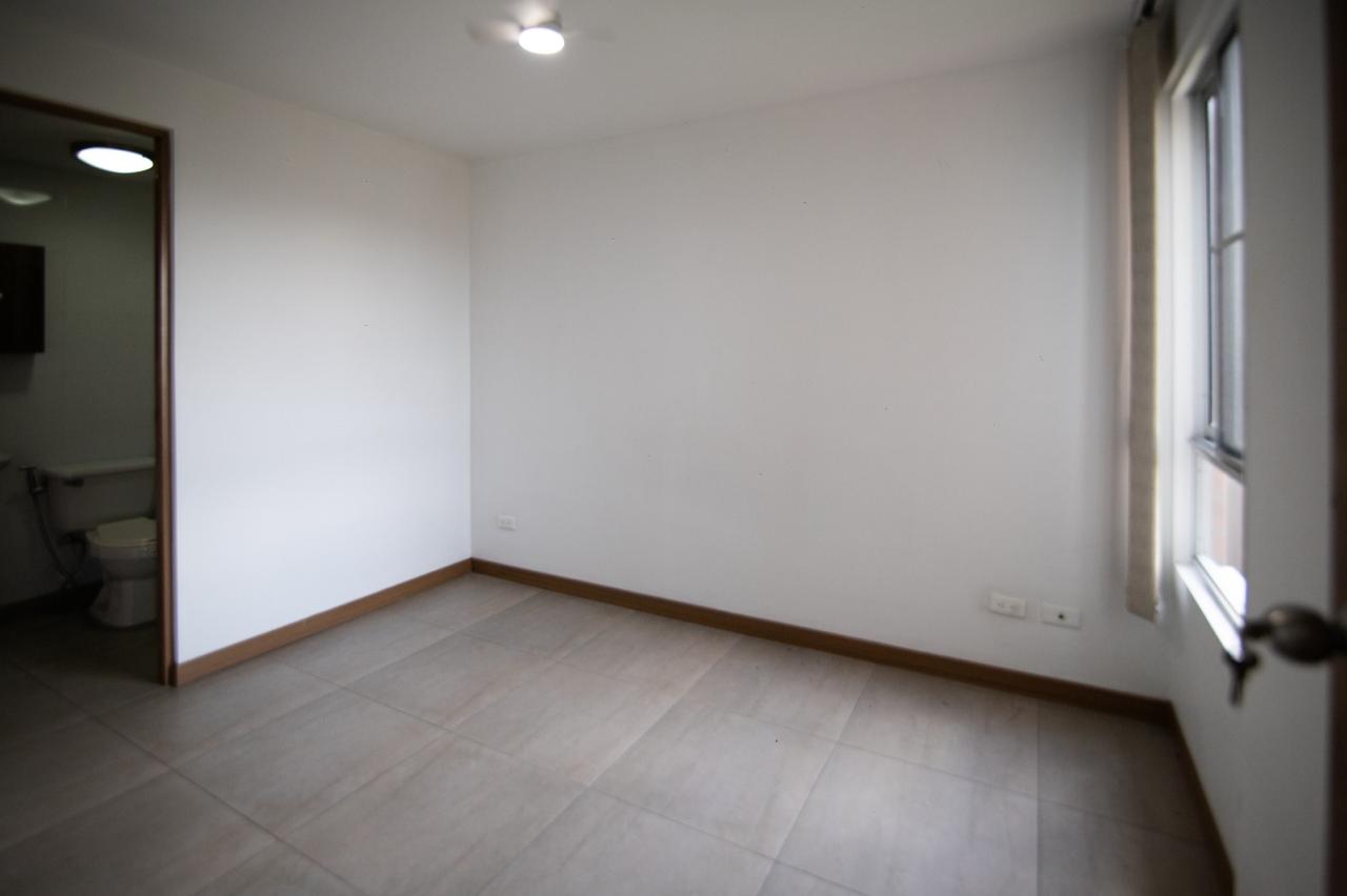 30507520250919045119 SE VENDE APARTAMENTO EN C.R SAN SILVESTRE VIA MERCASA