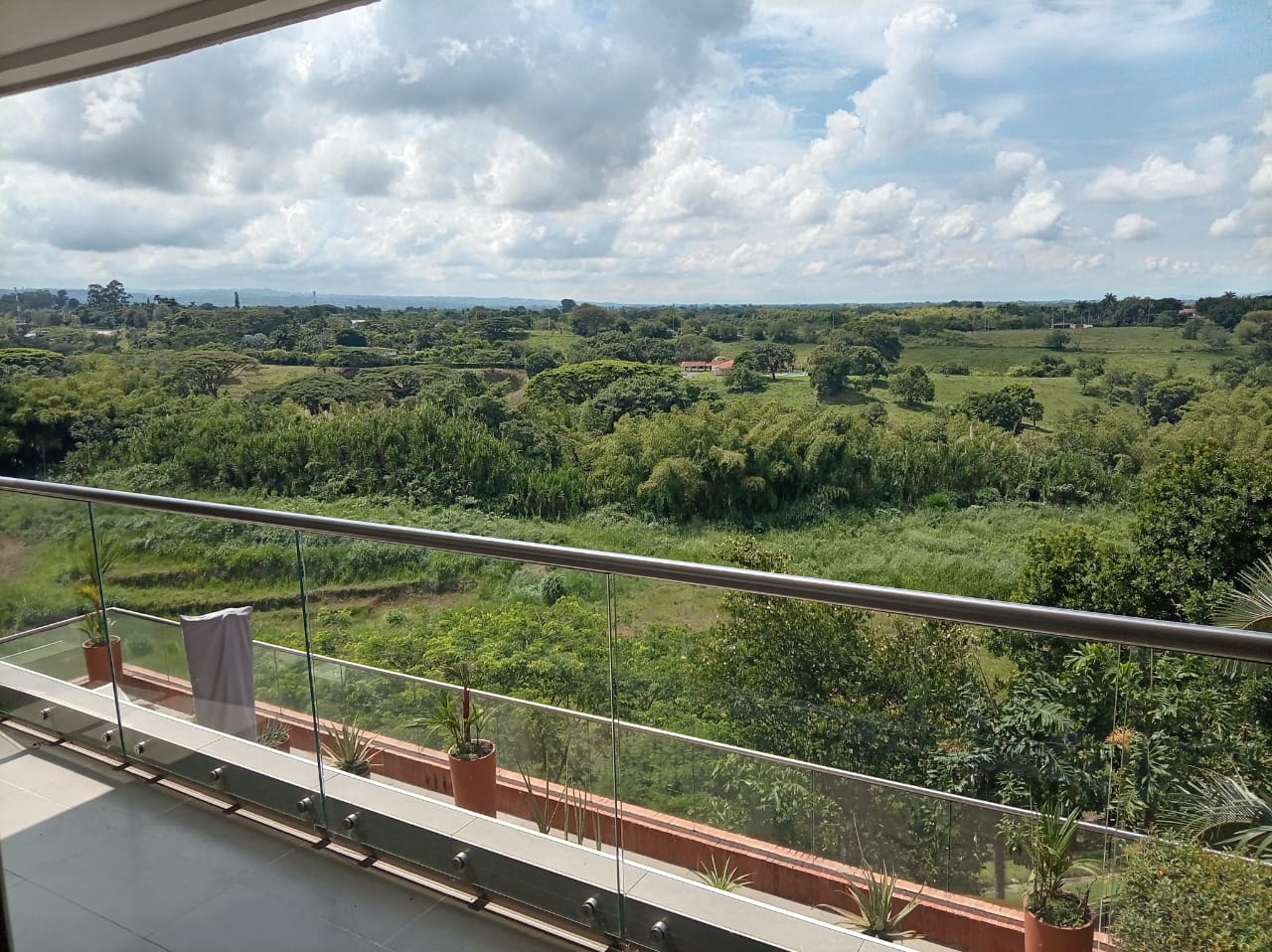 RENTO APARTAMENTO EN CONJUNTO CERRADO VÍA CERRITOS
