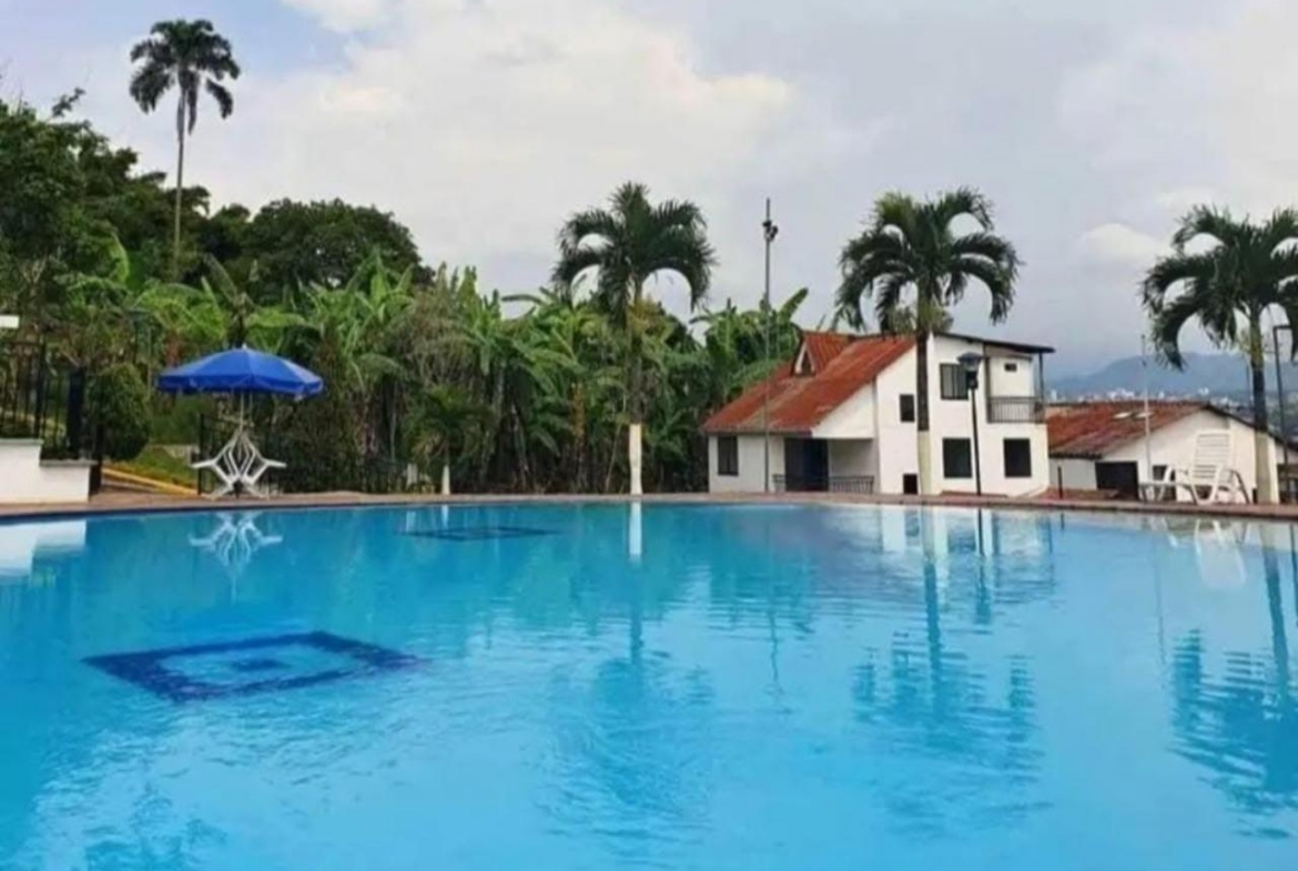 VENDO APARTAESTUDIO SECTOR AEROPUERTO PEREIRA