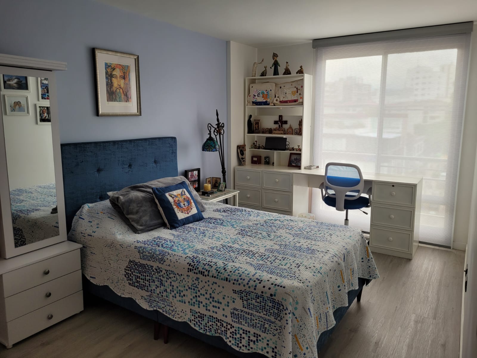 30507520251031111032 VENDO APARTAESTUDIO EN PINARES FRENTE A MEGACENTRO