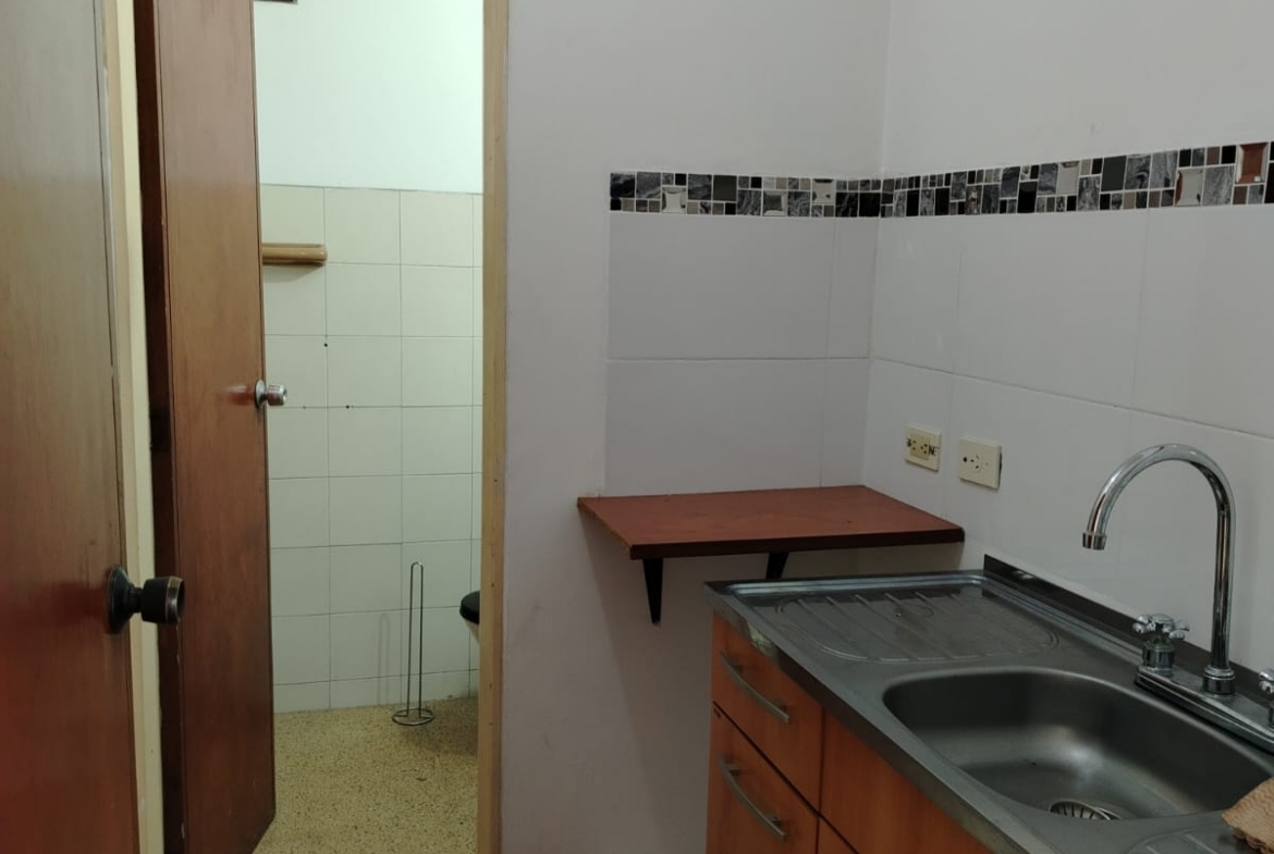 ARRIENDO OFICINA EN TURIN PERERIA