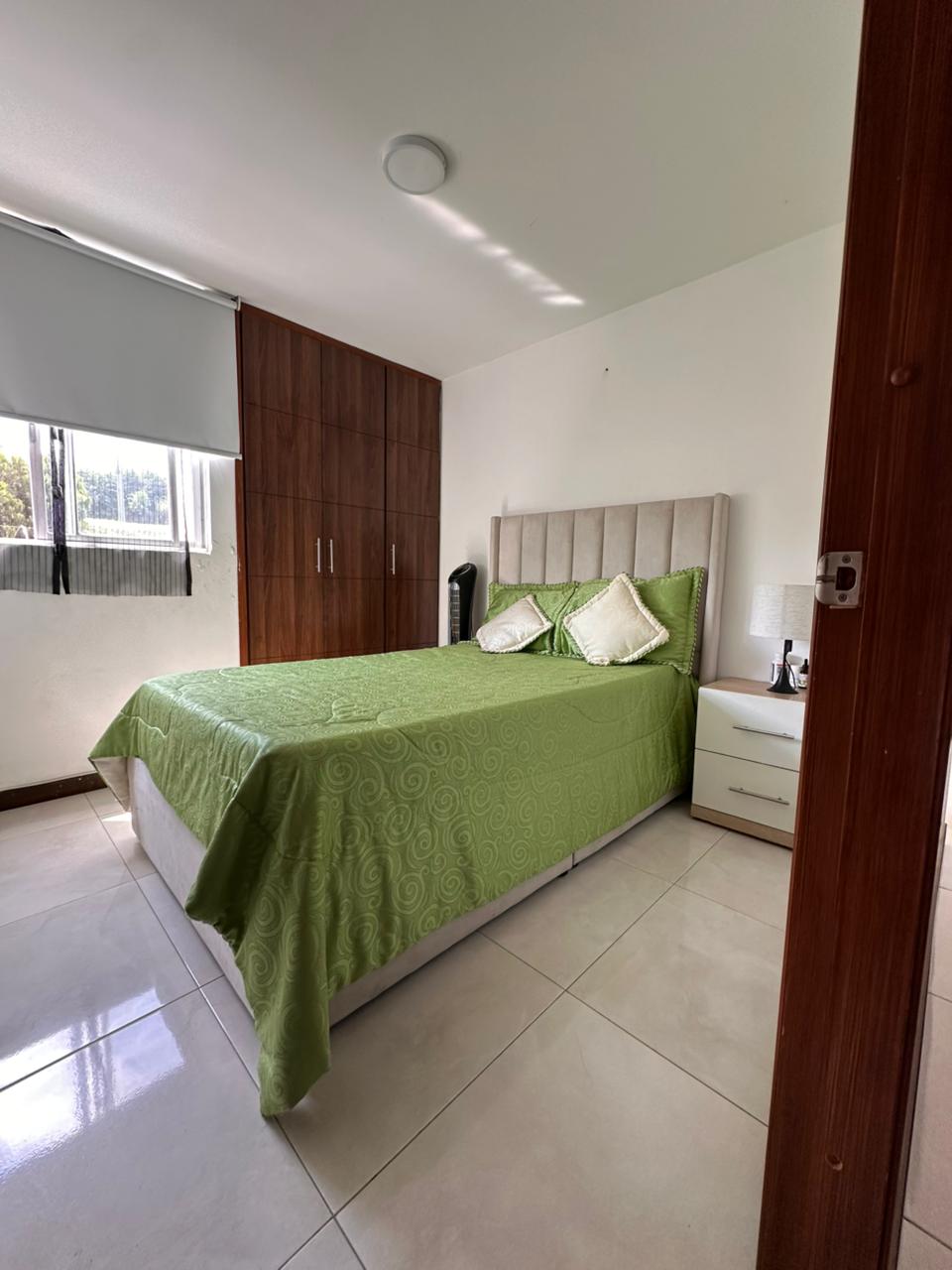 30507520260425045037 VENDO APARTAMENTO EN AV SUR, SECTOR CORALES 68 M2
