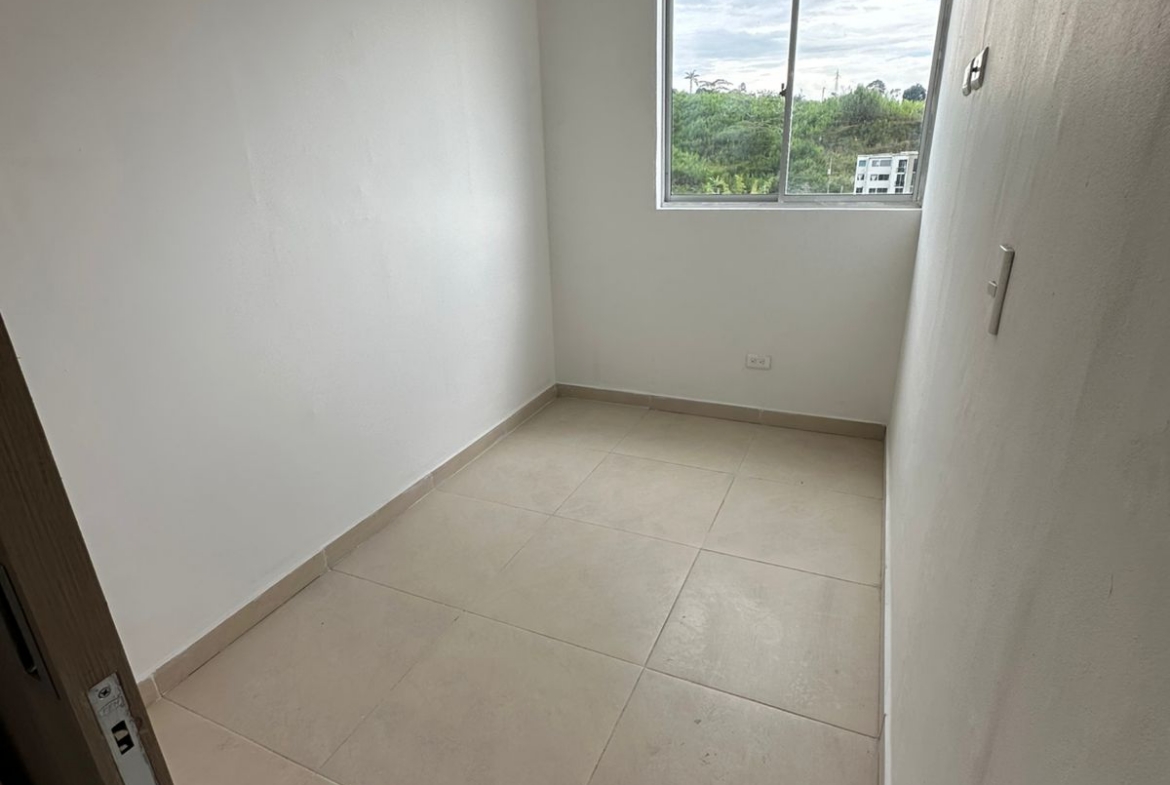 ARRIENDO APARTAMENTO EN AQCUA DOSQUEBRADAS