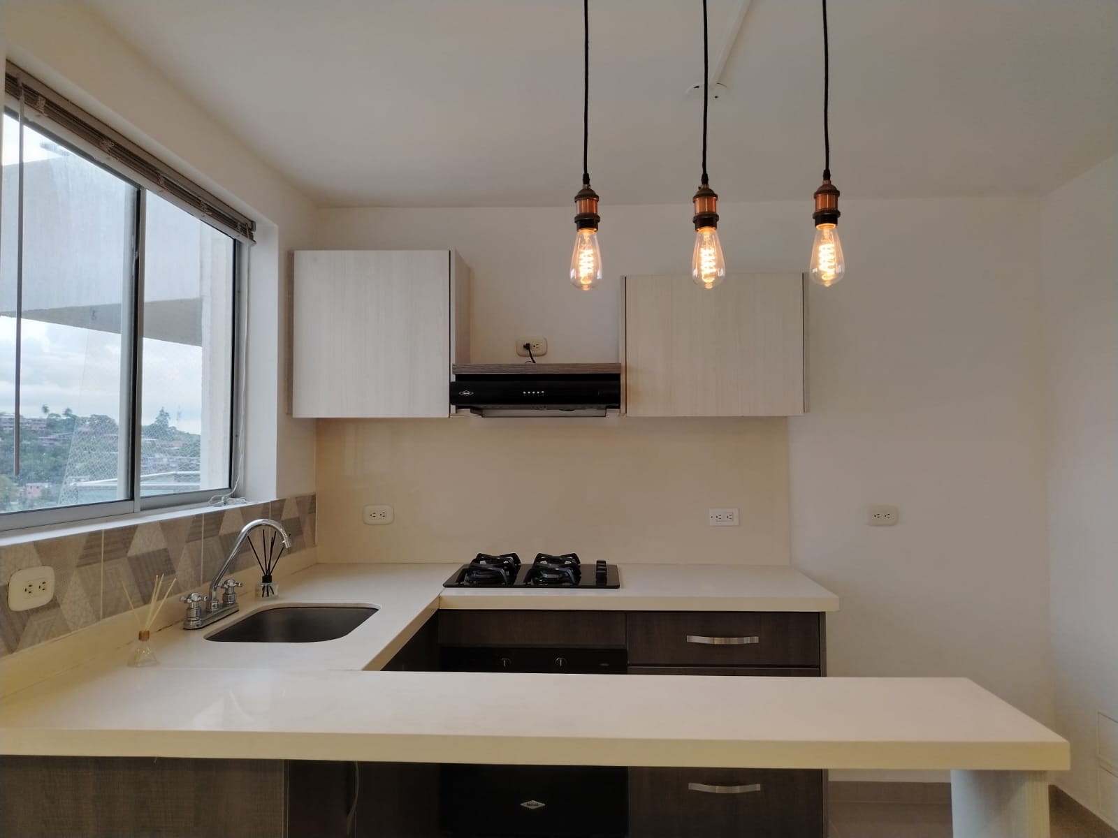 VENDO APARTAMENTO EN BARRIO ALAMOS PEREIRA
