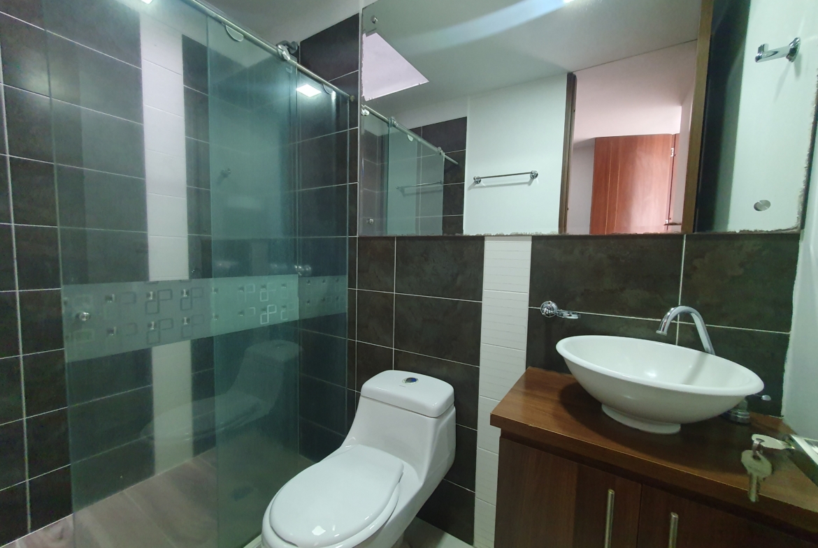 EN VENTA APARTAMENTO DUPLEX AV SUR SECTOR CORALES