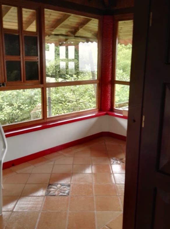 SE VENDE HERMOSA FINCA DE RECREO VIA A ARMENIA