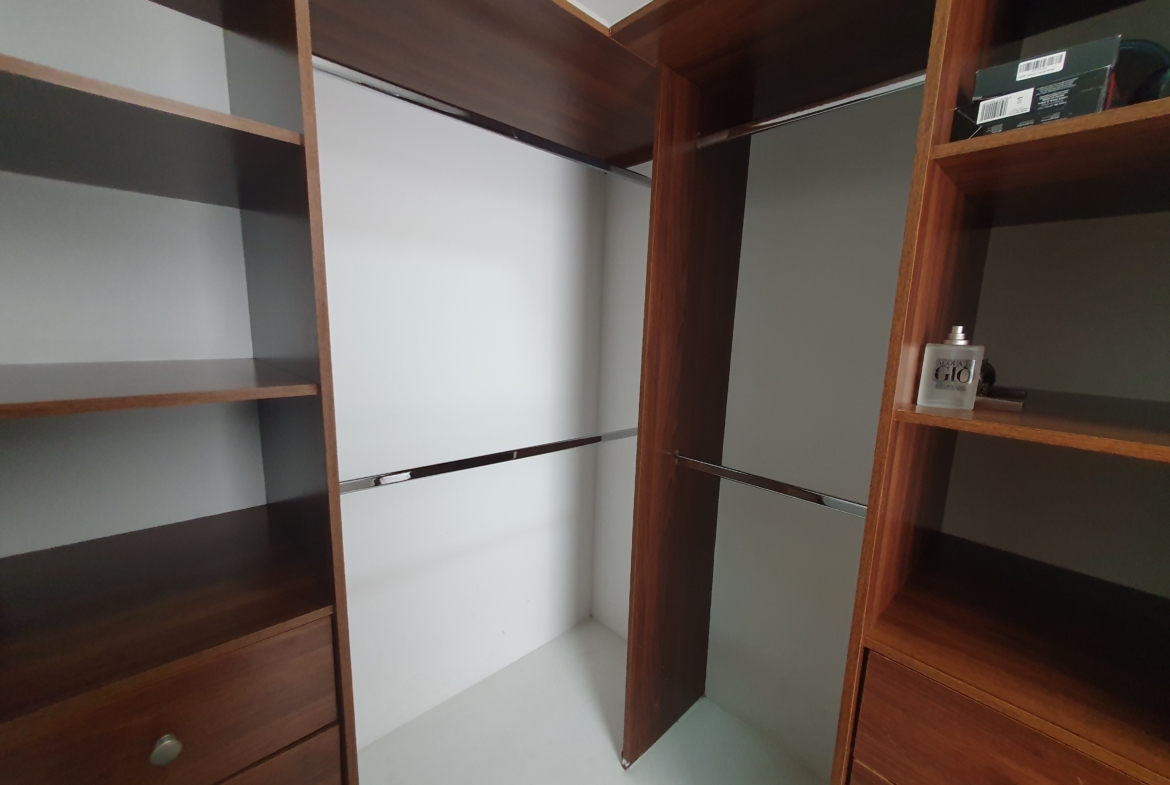 EN VENTA APARTAMENTO DUPLEX AV SUR SECTOR CORALES