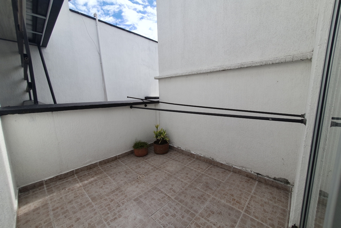 EN VENTA APARTAMENTO DUPLEX AV SUR SECTOR CORALES