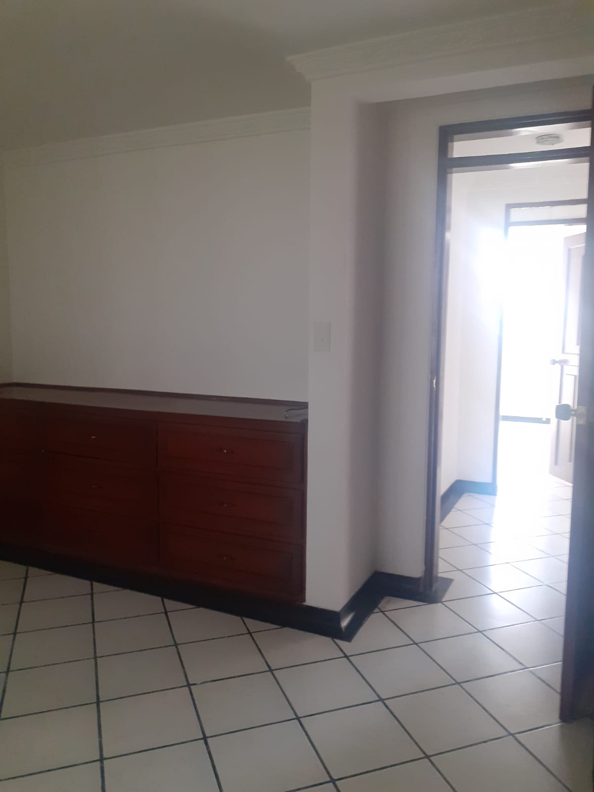 ARRIENDO APTO EN EL CENTRO