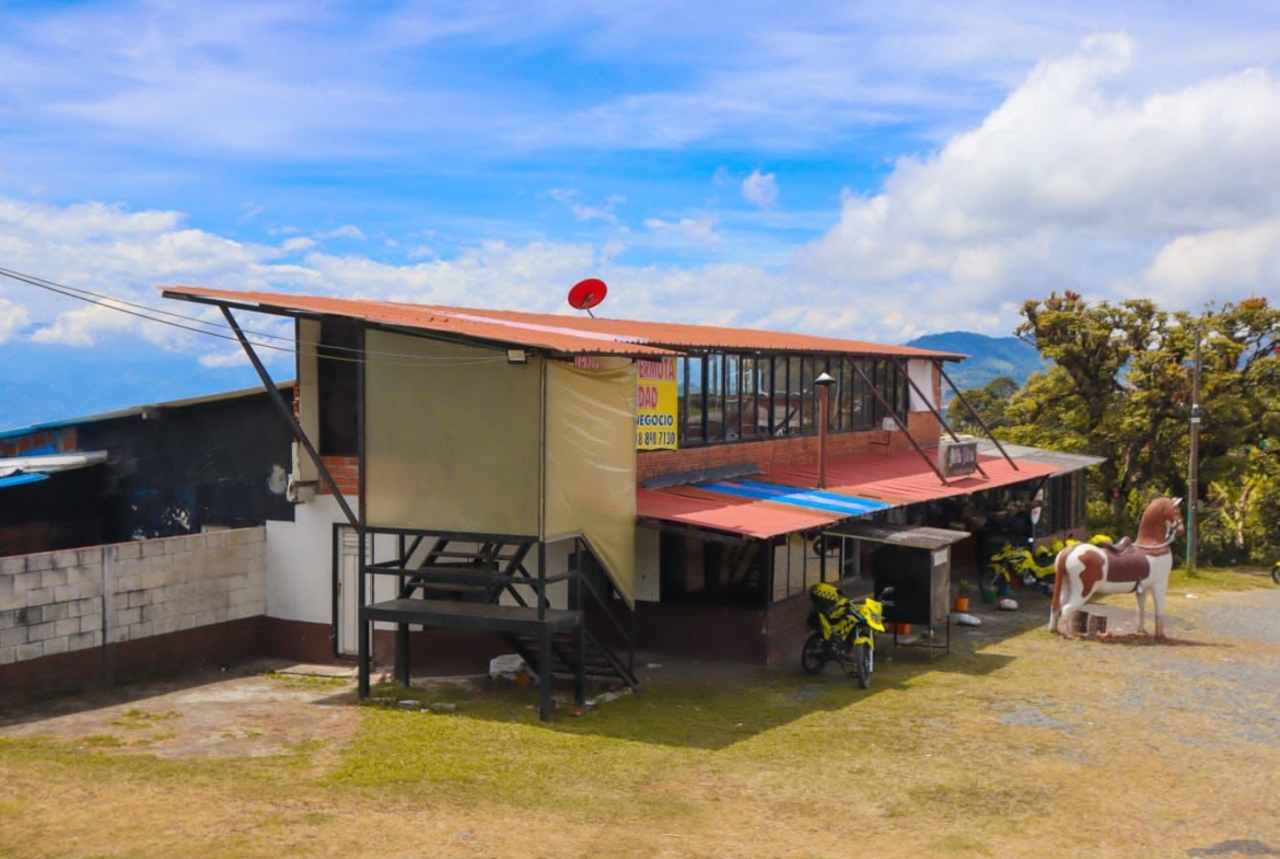 FINCA PARA LA VENTA EN ANSERMA