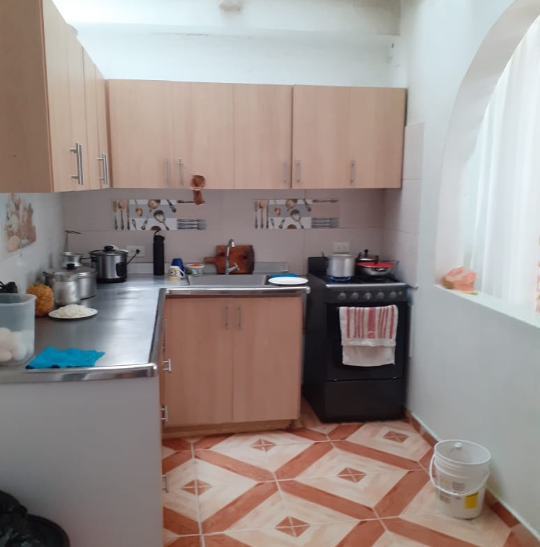 VENDO CASA EN BARRIO SAN NICOLAS