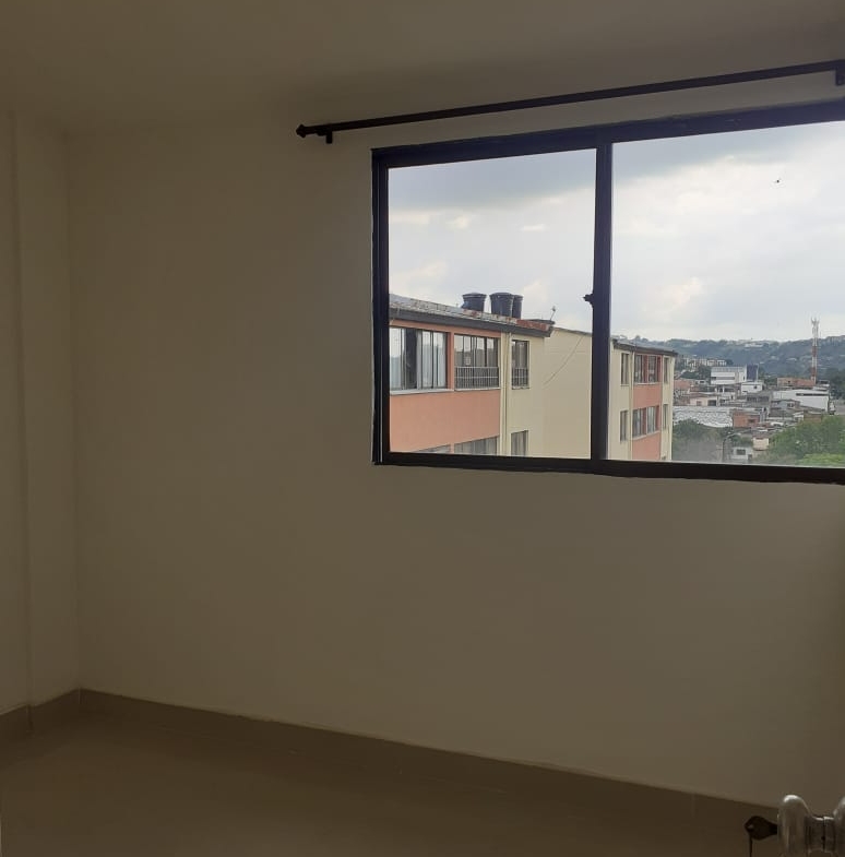 VENDO APARTAMENTO EN CONJUNTO LA LORENA PEREIRA