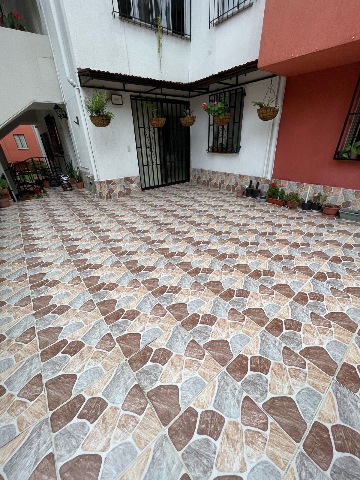 SE PERMUTA APARTAMENTO EN GAMMA 4