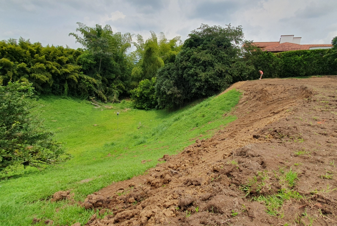 EN VENTA LOTE CERRITOS MALABAR PEREIRA