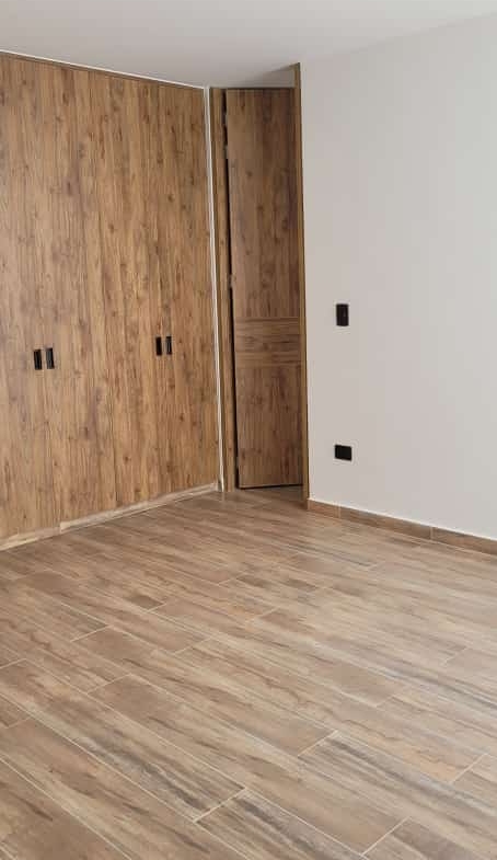 VENDO CASA EN CERRITOS PARA ESTRENAR