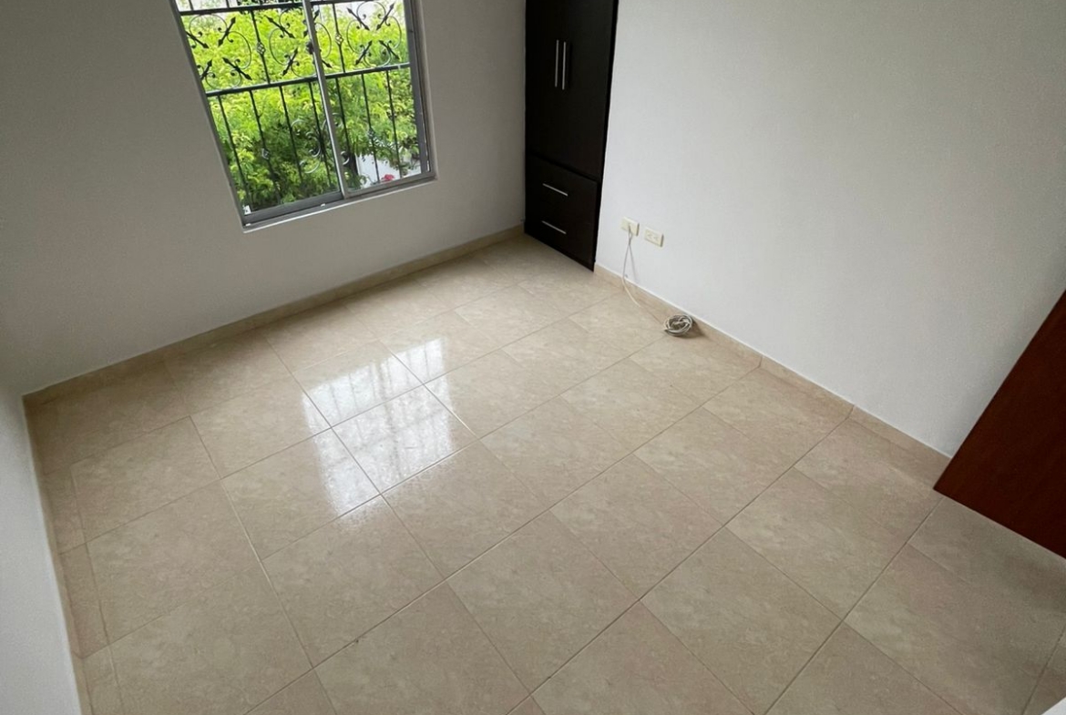 SE RENTA CASA EN CUBA- GUADALCANAL