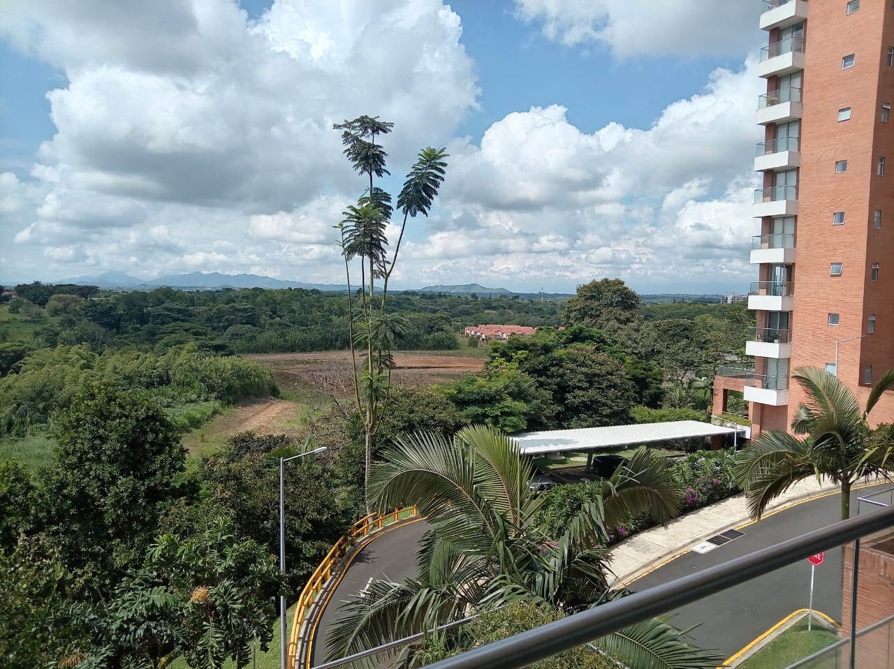 RENTO APARTAMENTO EN CONJUNTO CERRADO VÍA CERRITOS