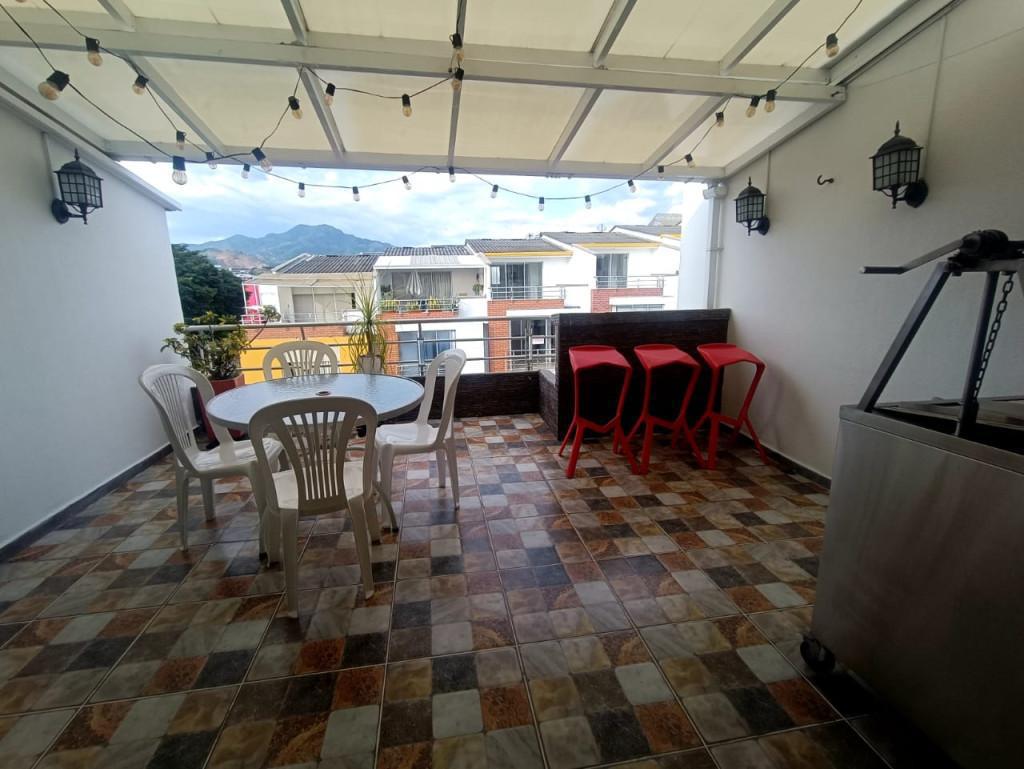 VENDO CASA EN PUEBLITO CAFETERO