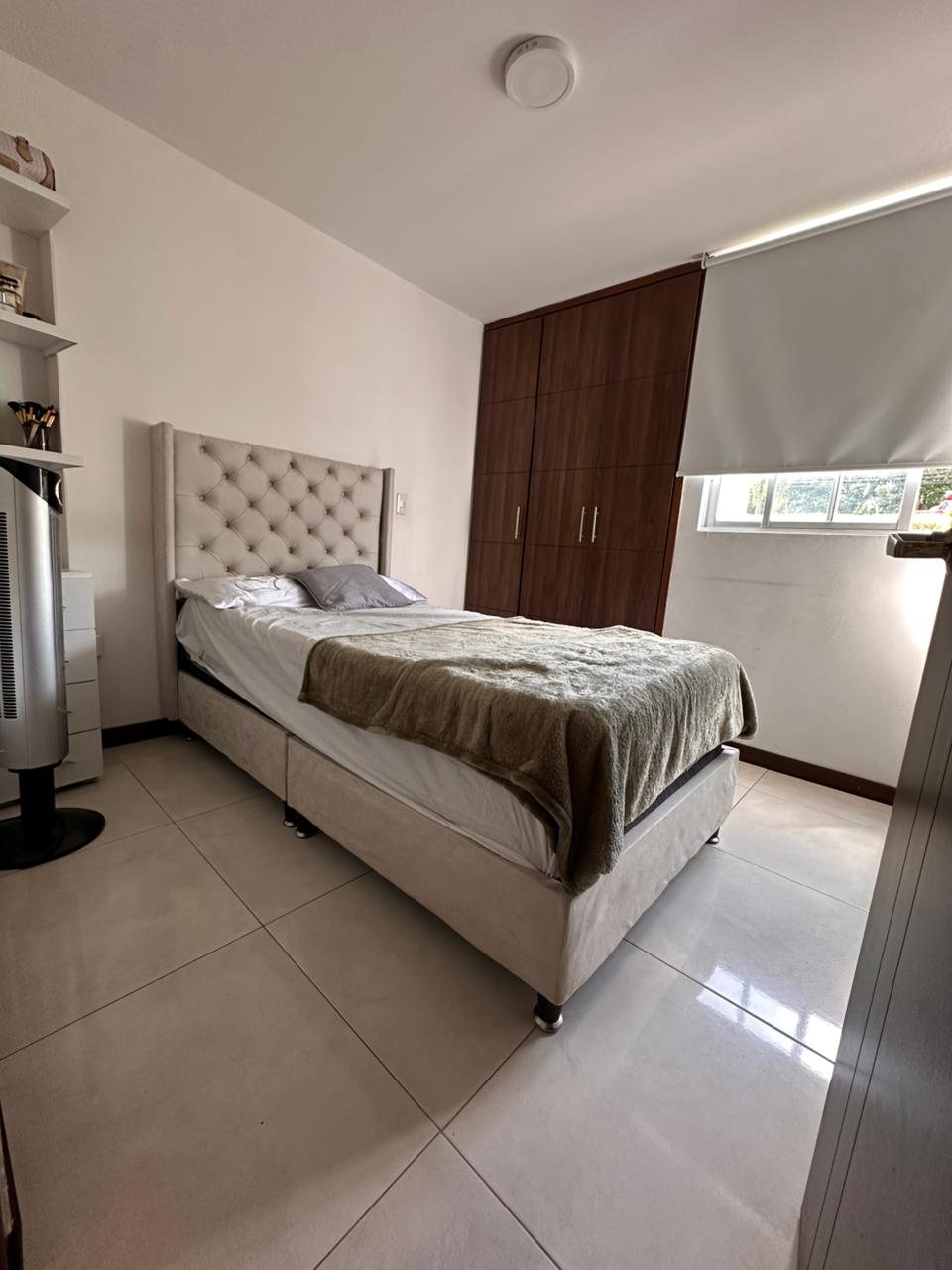 30507620260425045038 VENDO APARTAMENTO EN AV SUR, SECTOR CORALES 68 M2