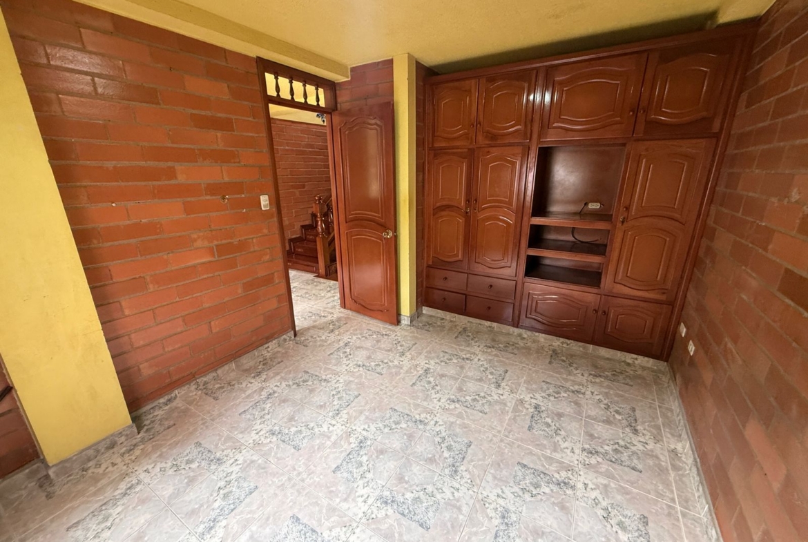 VENDO CASA EN QUINTAS DE JARDIN COLONIAL