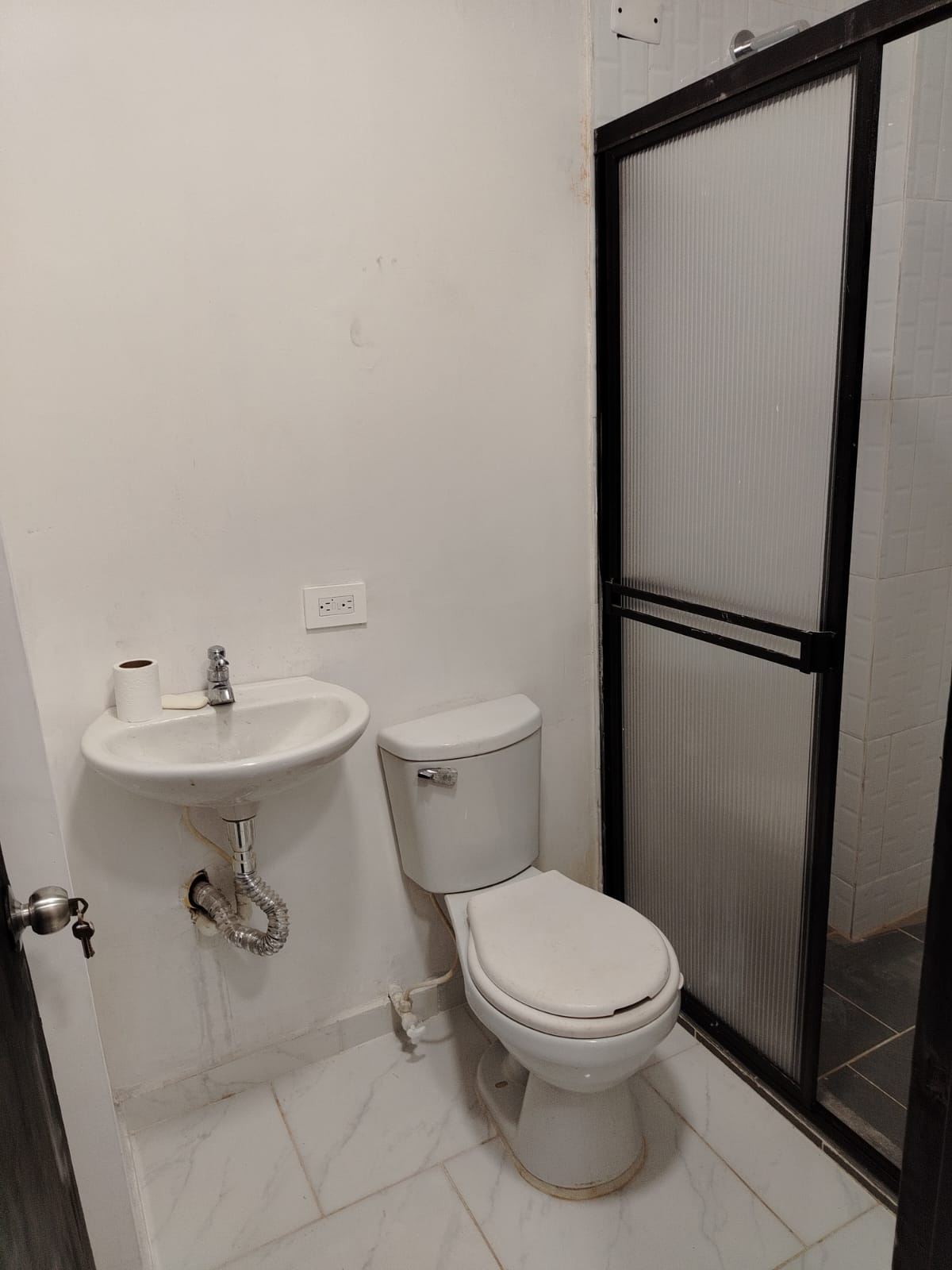 ARRIENDO LOCAL EN BARRIO SAN MARCOS SECTOR CUBA